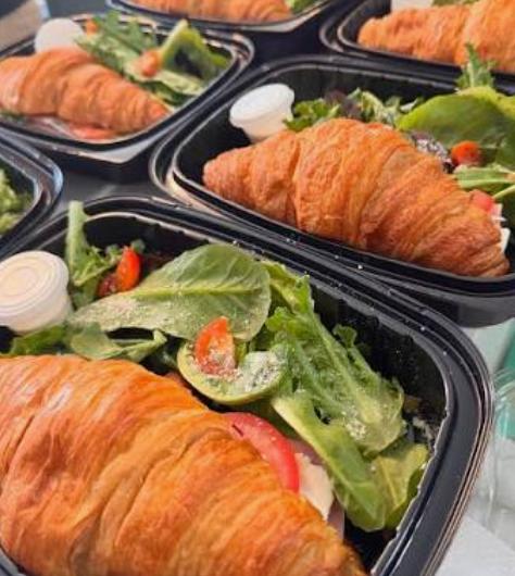 Croissant Italiano + Ensalada