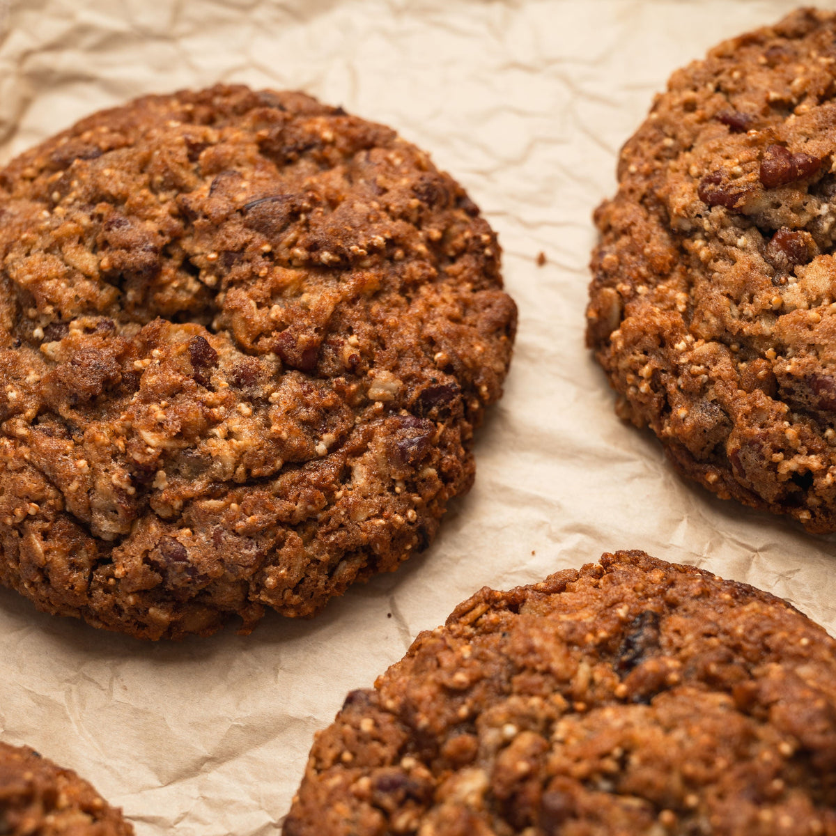 Galleta de avena, arándano y nuez