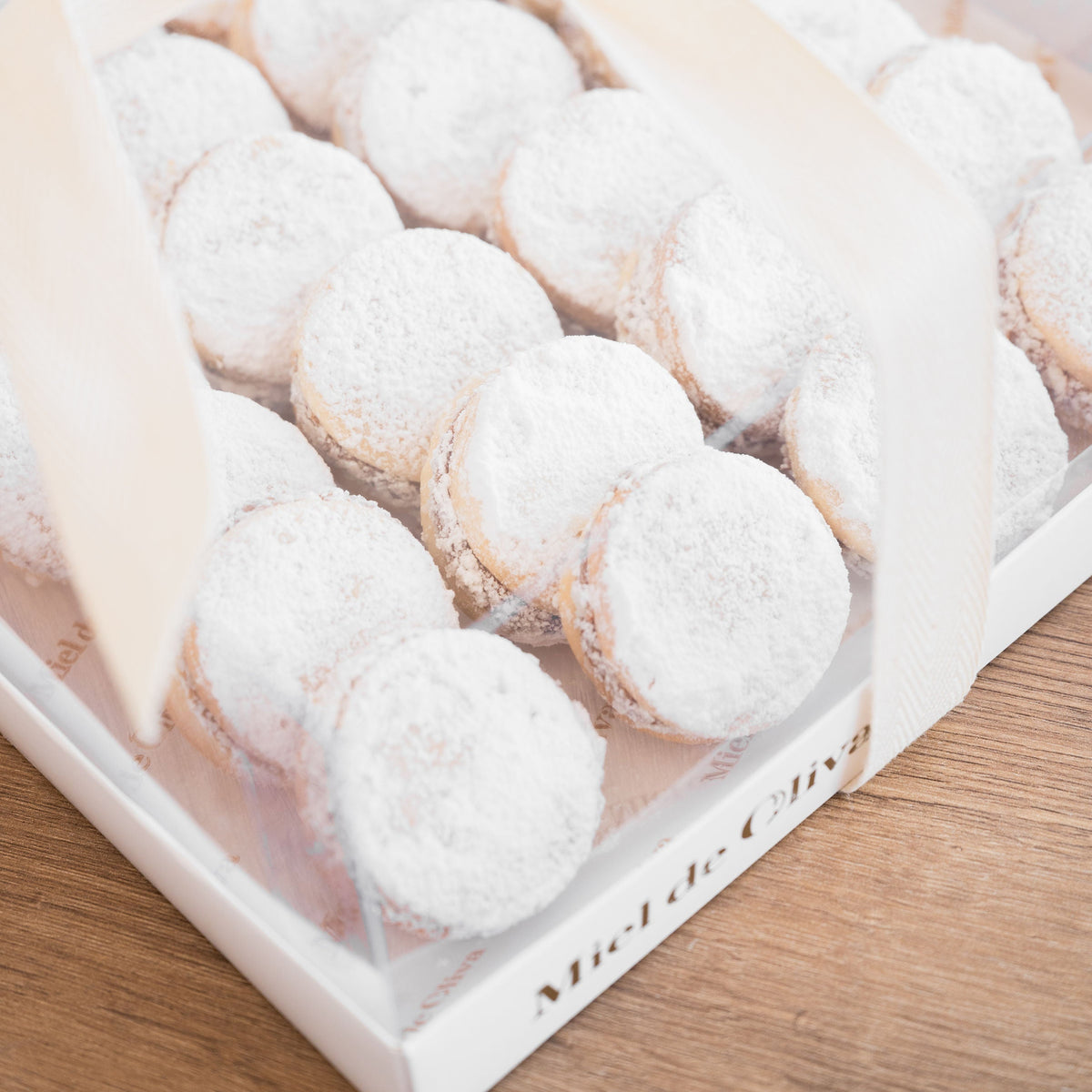 Caja con 24 alfajor mini